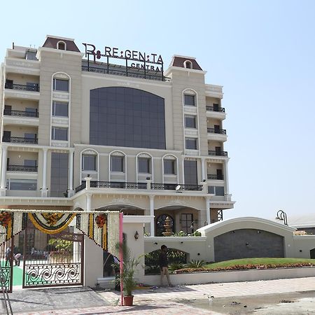 Regenta Central Indore Exterior foto