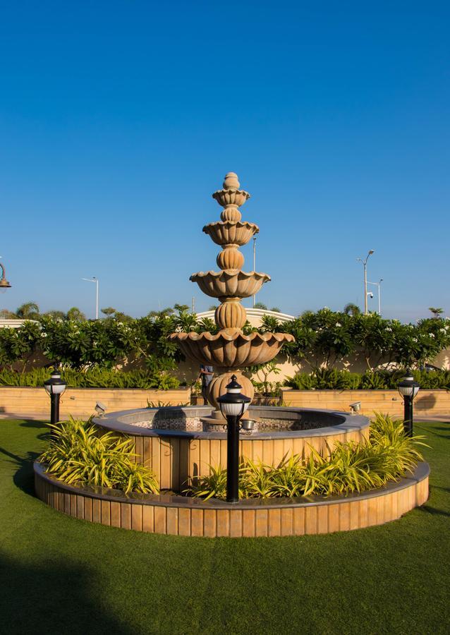 Regenta Central Indore Exterior foto