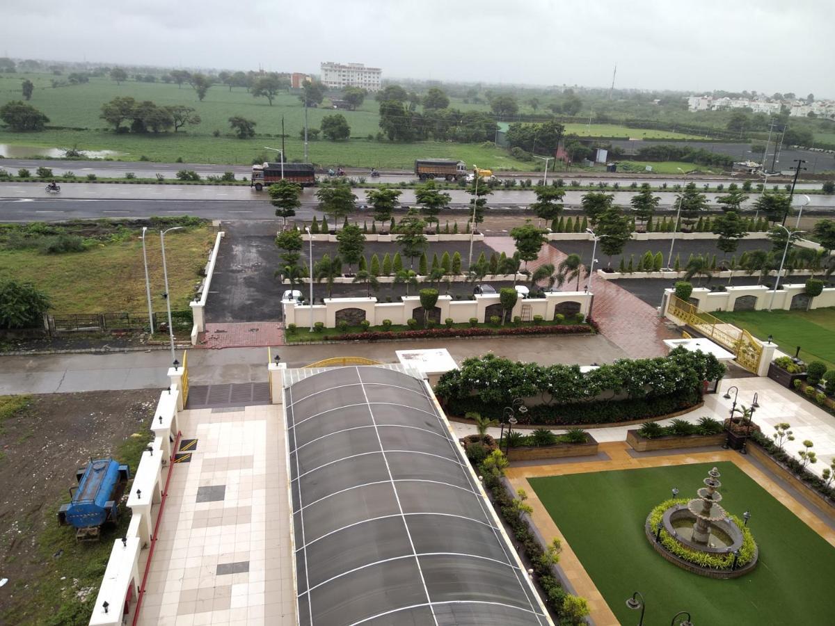 Regenta Central Indore Exterior foto